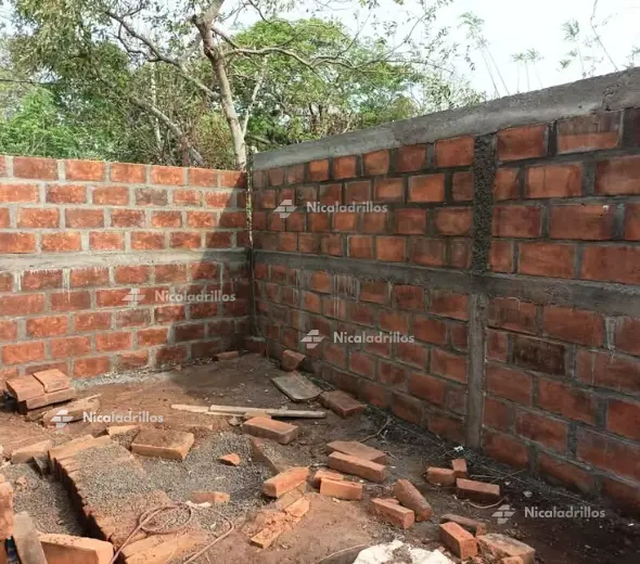 Ladrillo Blocon de 4 Pulgadas en Nicaragua - Imagen 1